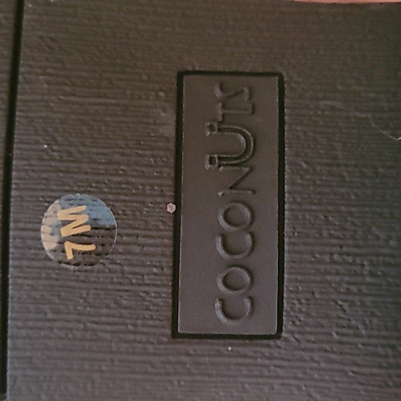 Coconuts by Matisse Black Textured Boots - Picture 3 of 4